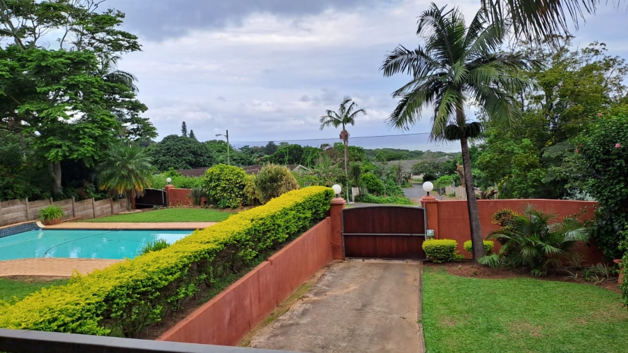 5 Bedroom Property for Sale in Umtentweni KwaZulu-Natal