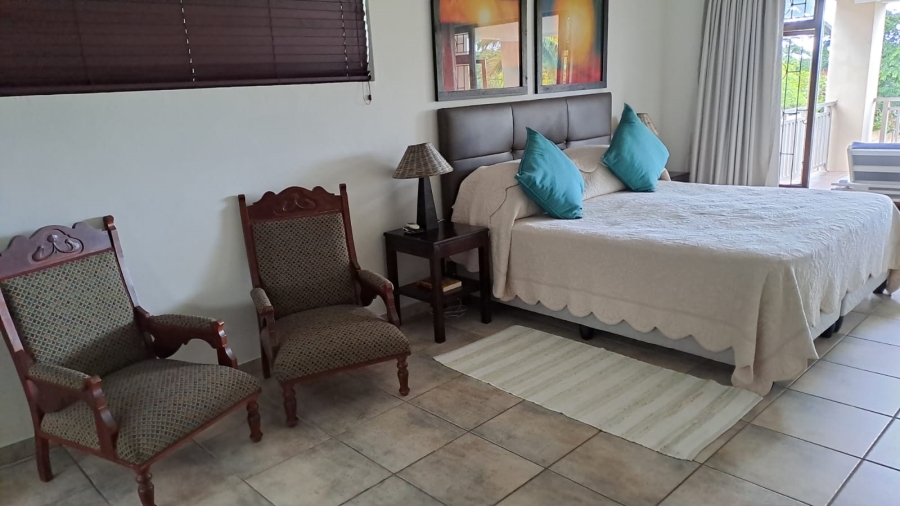 5 Bedroom Property for Sale in Umtentweni KwaZulu-Natal