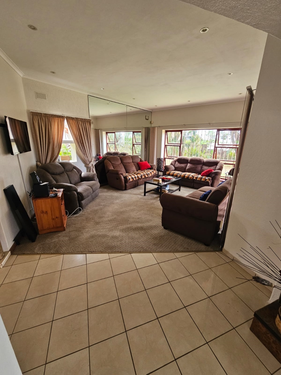 5 Bedroom Property for Sale in Ramsgate KwaZulu-Natal