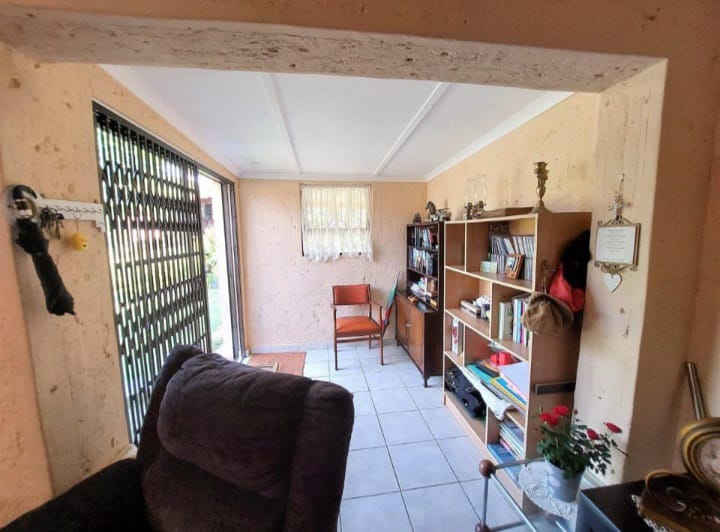 5 Bedroom Property for Sale in Ramsgate KwaZulu-Natal