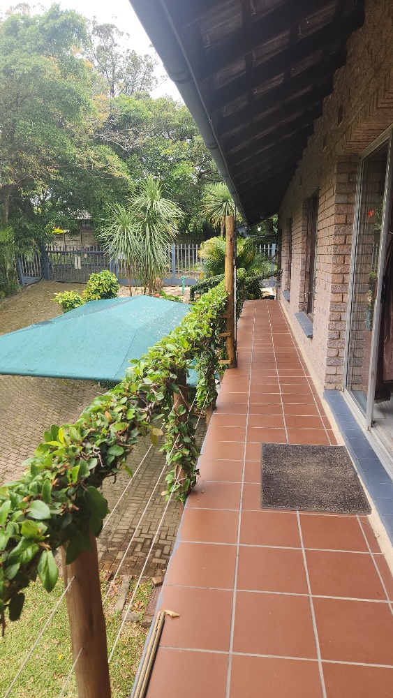 3 Bedroom Property for Sale in Umtentweni KwaZulu-Natal