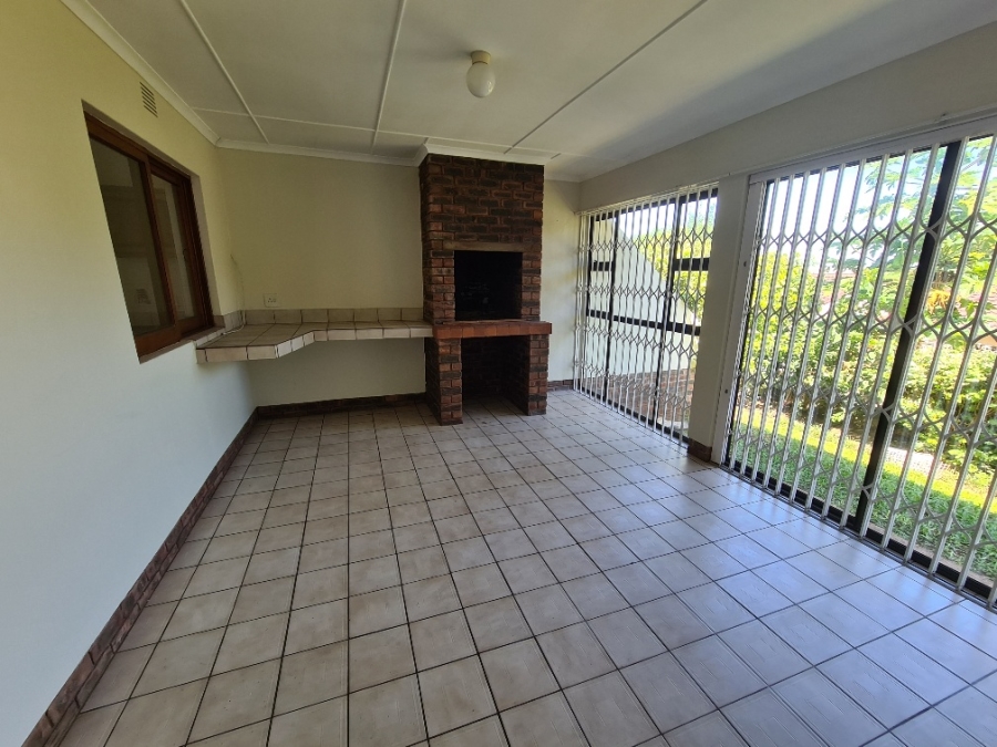 3 Bedroom Property for Sale in Manaba Beach KwaZulu-Natal