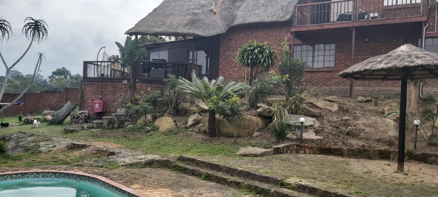 8 Bedroom Property for Sale in St Michaels On Sea KwaZulu-Natal