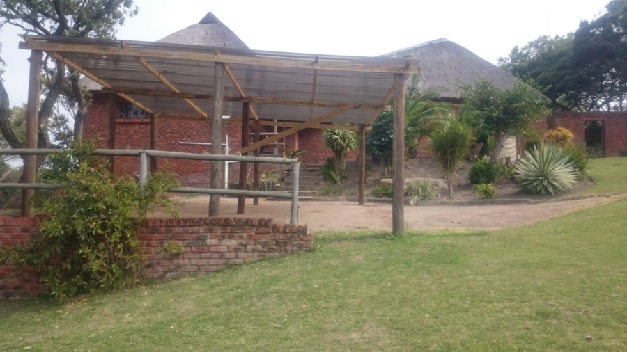 8 Bedroom Property for Sale in St Michaels On Sea KwaZulu-Natal