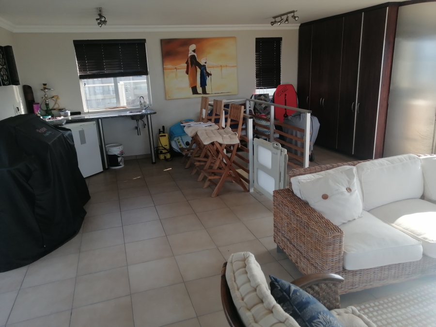 5 Bedroom Property for Sale in Margate KwaZulu-Natal