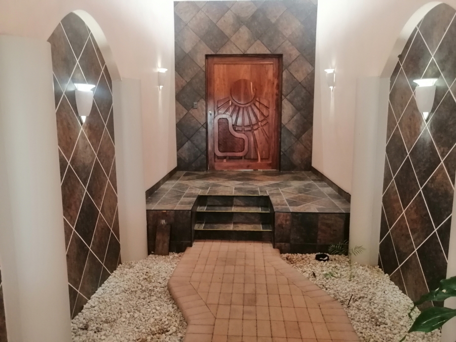 5 Bedroom Property for Sale in Ramsgate KwaZulu-Natal