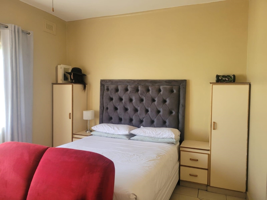 2 Bedroom Property for Sale in Margate KwaZulu-Natal