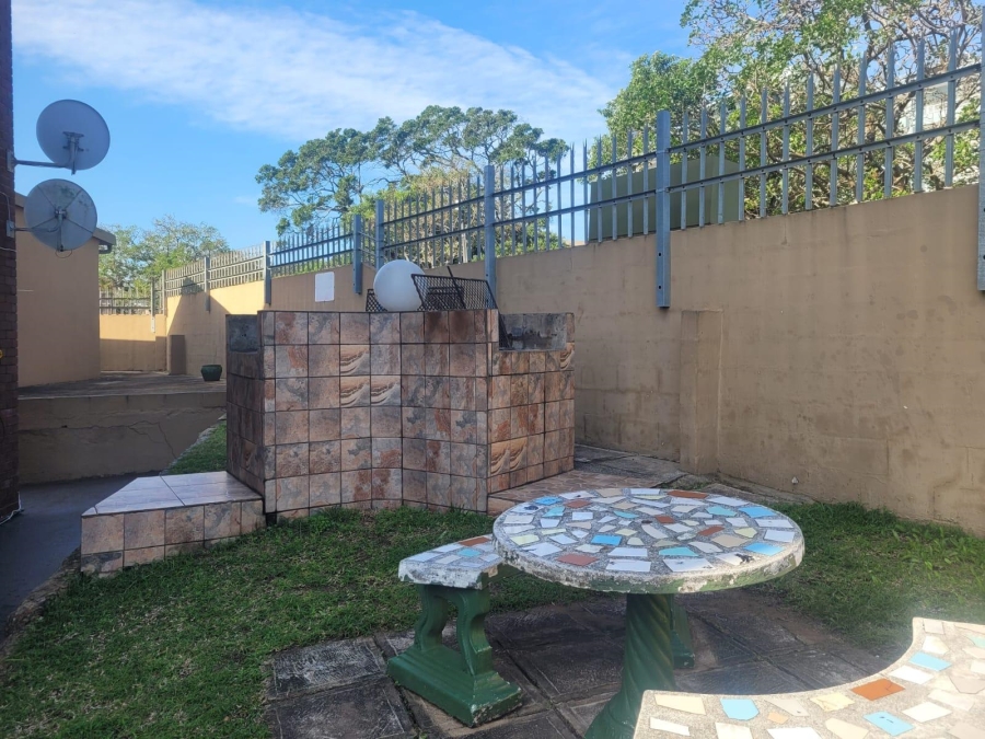 2 Bedroom Property for Sale in Margate KwaZulu-Natal