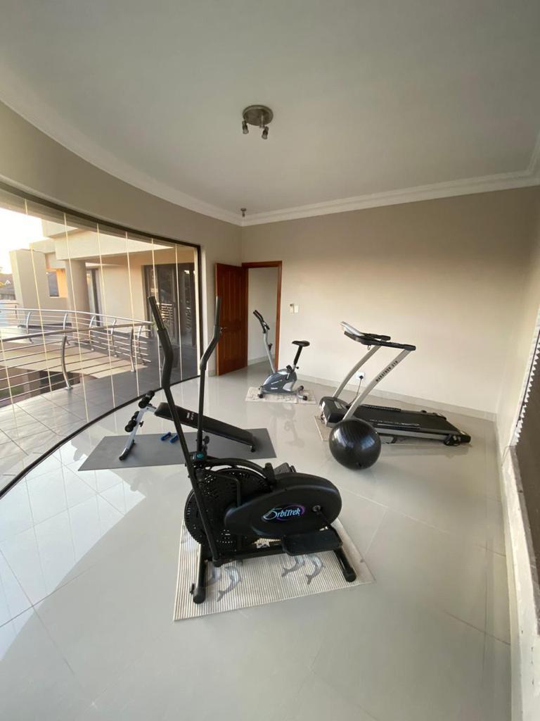 5 Bedroom Property for Sale in Oslo Beach KwaZulu-Natal