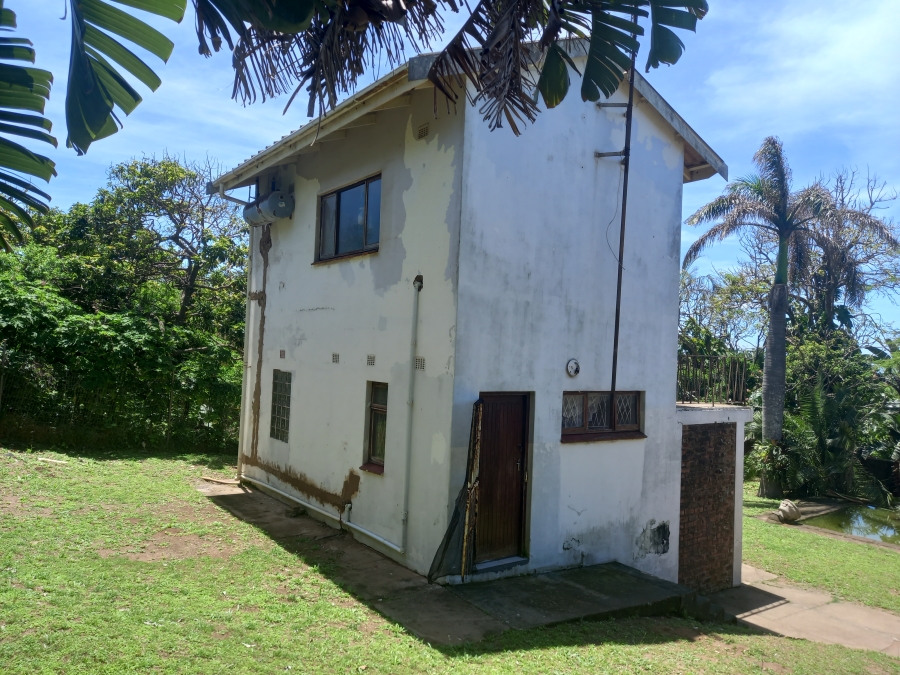 8 Bedroom Property for Sale in Oslo Beach KwaZulu-Natal