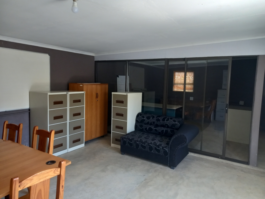 8 Bedroom Property for Sale in Oslo Beach KwaZulu-Natal