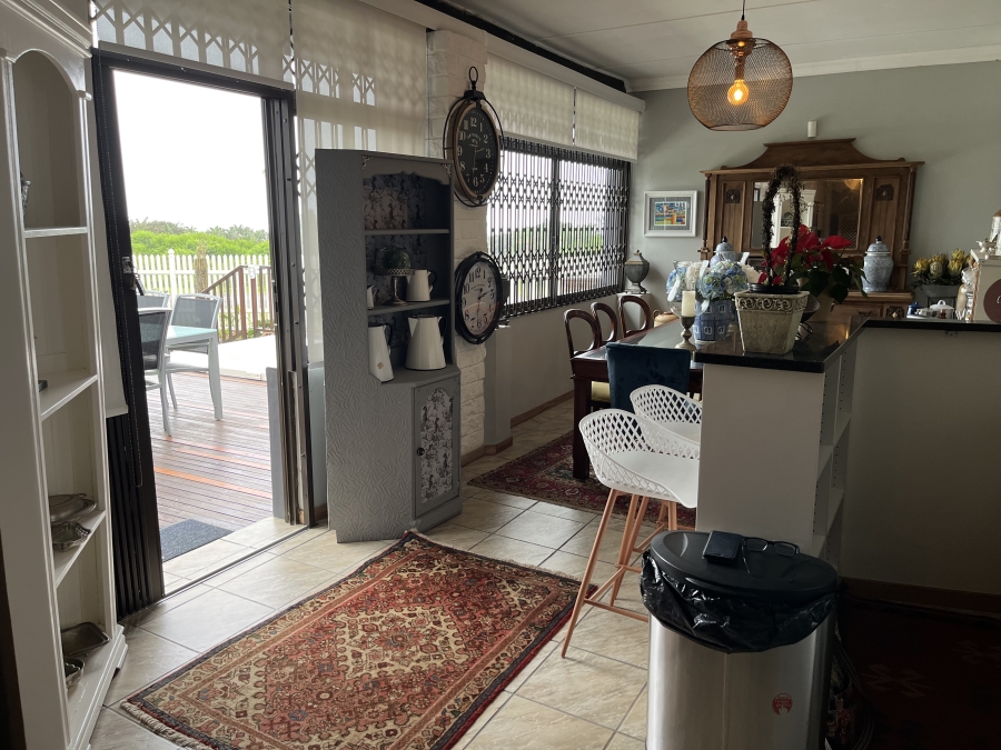 4 Bedroom Property for Sale in Palm Beach KwaZulu-Natal