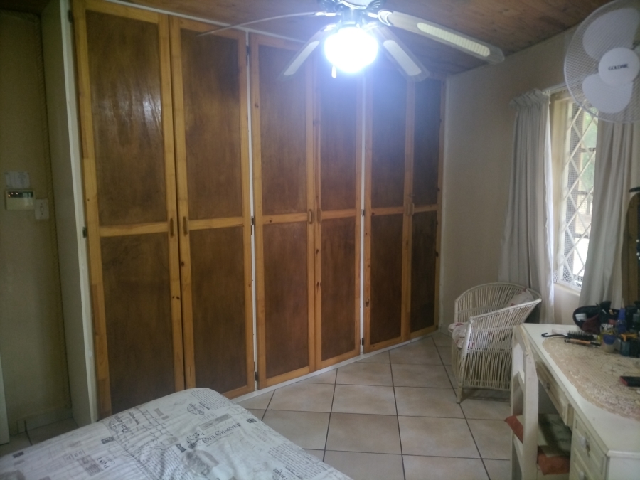 2 Bedroom Property for Sale in Umtentweni KwaZulu-Natal