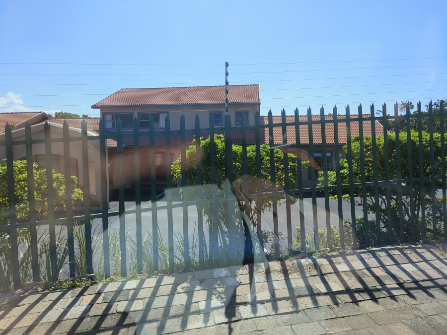 4 Bedroom Property for Sale in Uvongo Beach KwaZulu-Natal