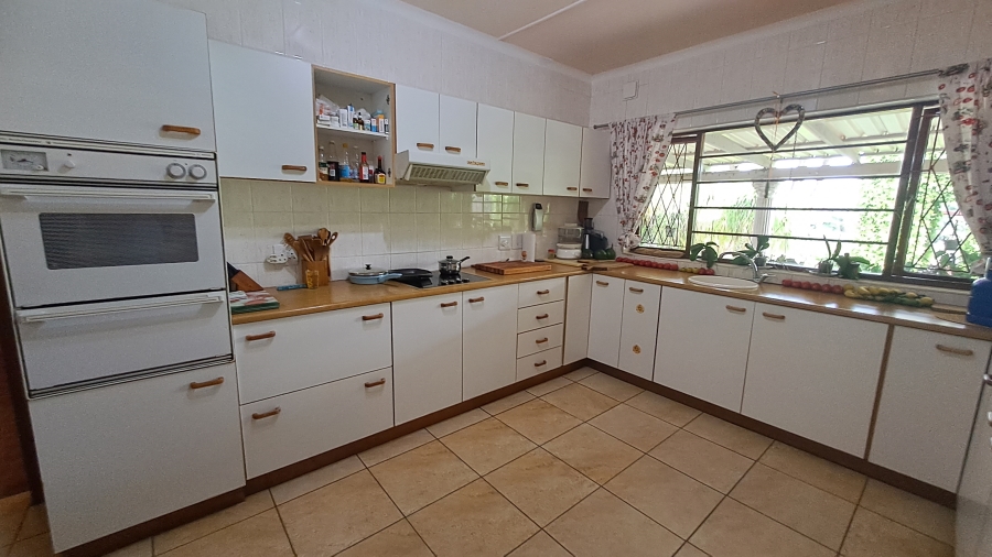 12 Bedroom Property for Sale in Southbroom KwaZulu-Natal