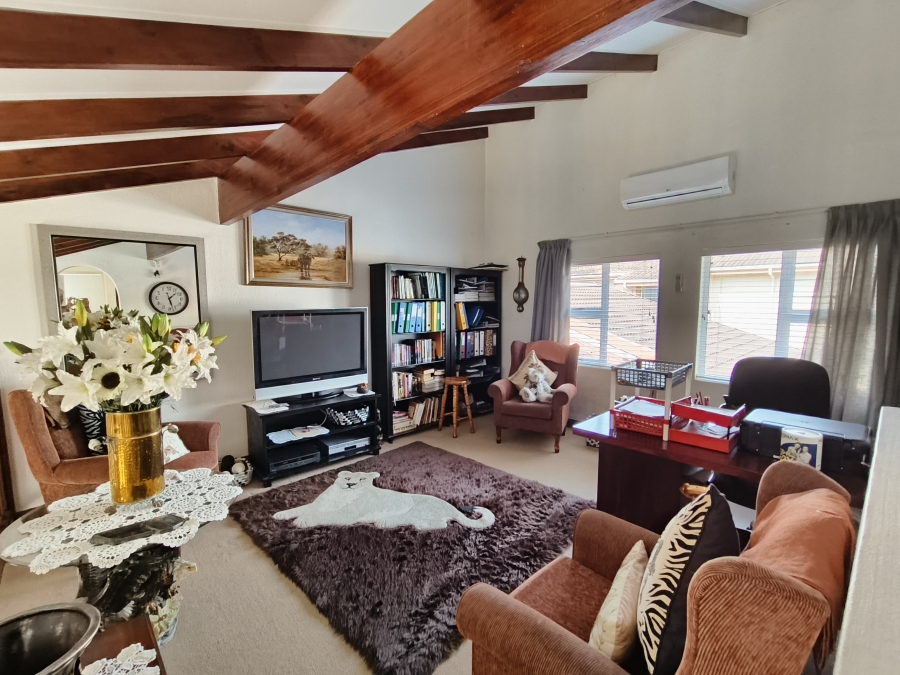 3 Bedroom Property for Sale in Uvongo Beach KwaZulu-Natal