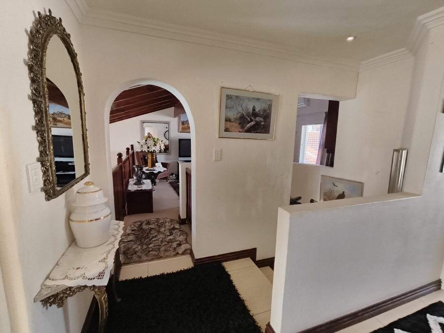 3 Bedroom Property for Sale in Uvongo Beach KwaZulu-Natal