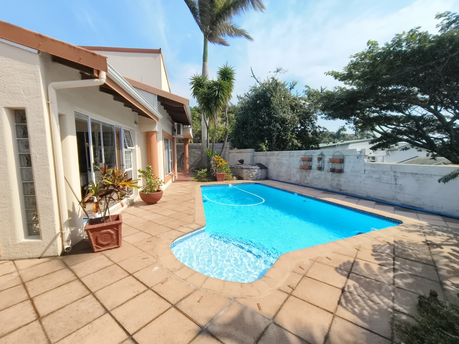 3 Bedroom Property for Sale in Uvongo Beach KwaZulu-Natal