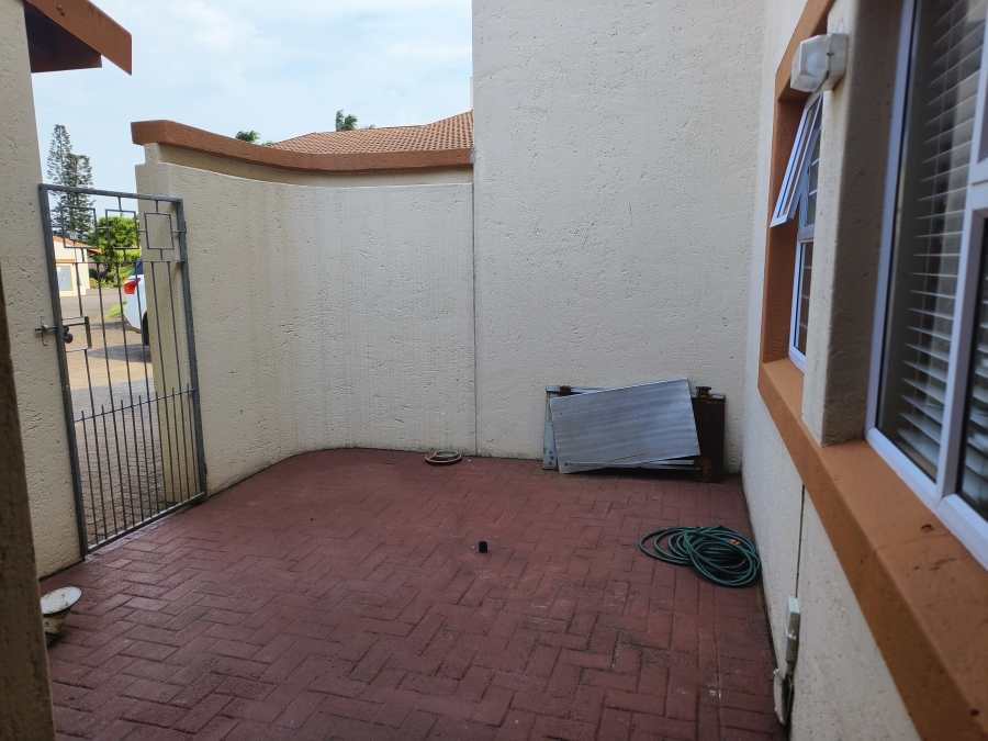 3 Bedroom Property for Sale in Uvongo Beach KwaZulu-Natal