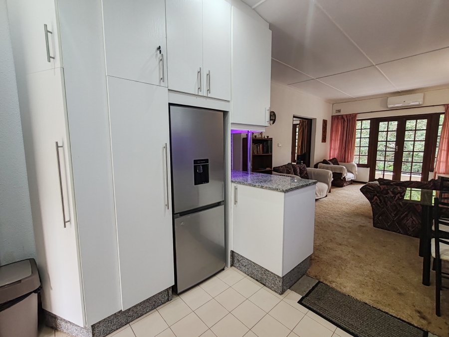 2 Bedroom Property for Sale in Rennies Beach KwaZulu-Natal