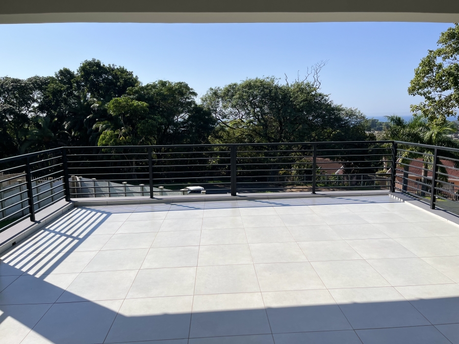 4 Bedroom Property for Sale in St Michaels On Sea KwaZulu-Natal