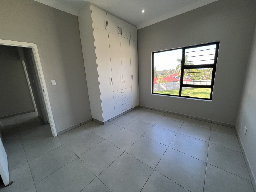 4 Bedroom Property for Sale in St Michaels On Sea KwaZulu-Natal