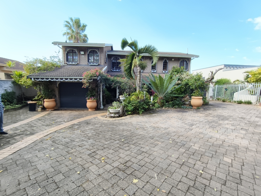 4 Bedroom Property for Sale in Uvongo Beach KwaZulu-Natal