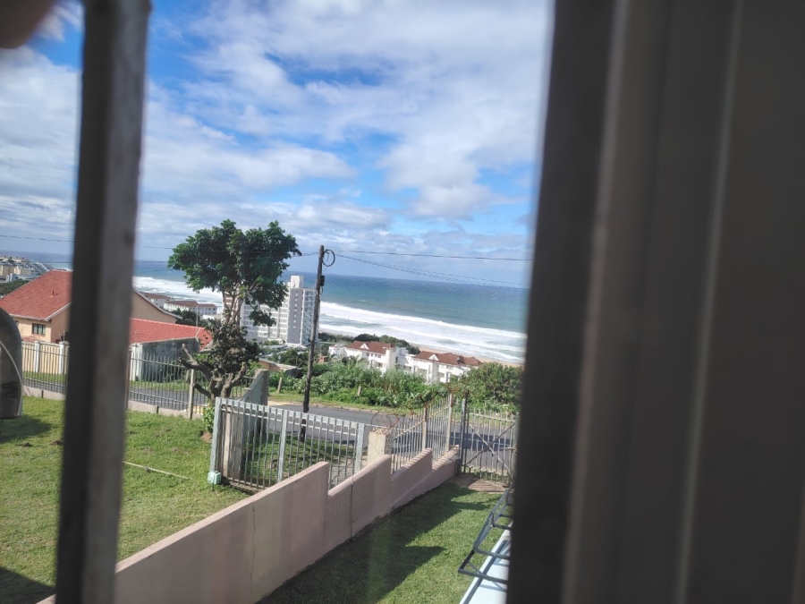 5 Bedroom Property for Sale in Margate KwaZulu-Natal