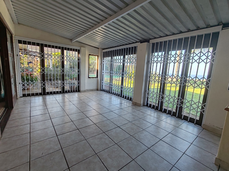 5 Bedroom Property for Sale in St Michaels On Sea KwaZulu-Natal