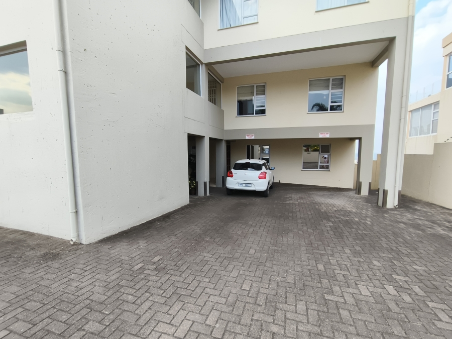 3 Bedroom Property for Sale in Uvongo KwaZulu-Natal