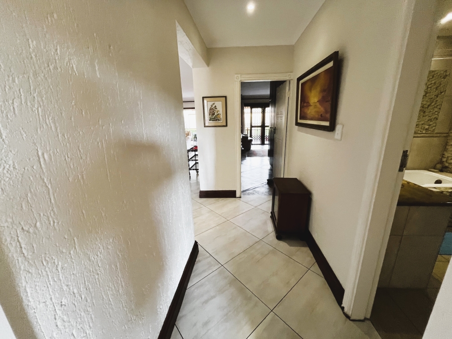 3 Bedroom Property for Sale in Shelly Beach KwaZulu-Natal