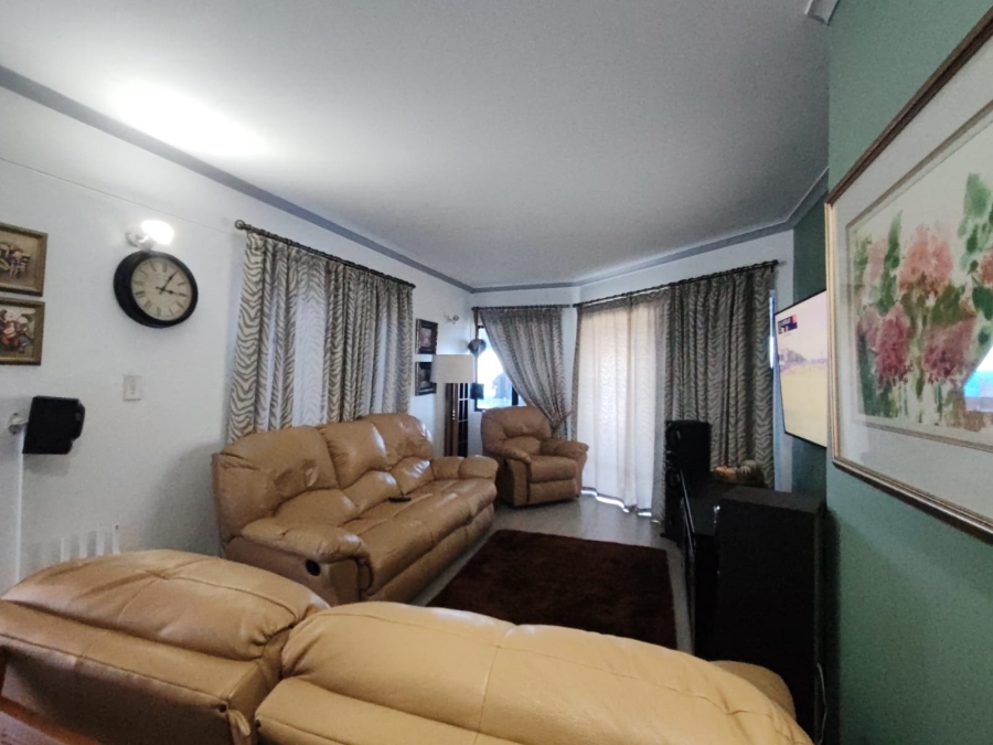 3 Bedroom Property for Sale in Manaba Beach KwaZulu-Natal