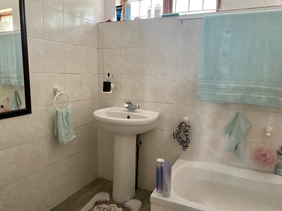 12 Bedroom Property for Sale in Ramsgate KwaZulu-Natal