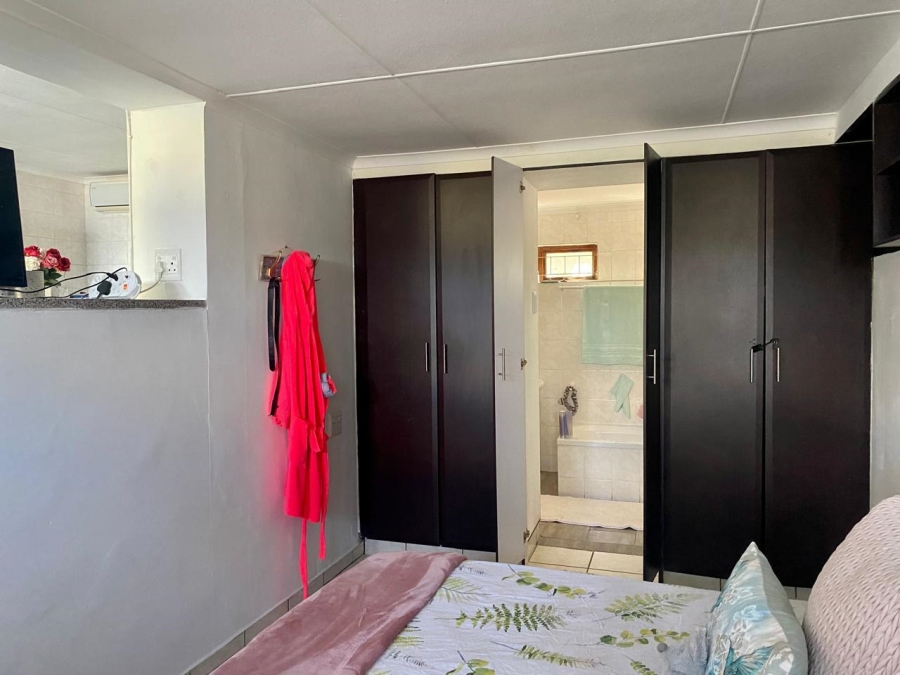 12 Bedroom Property for Sale in Ramsgate KwaZulu-Natal