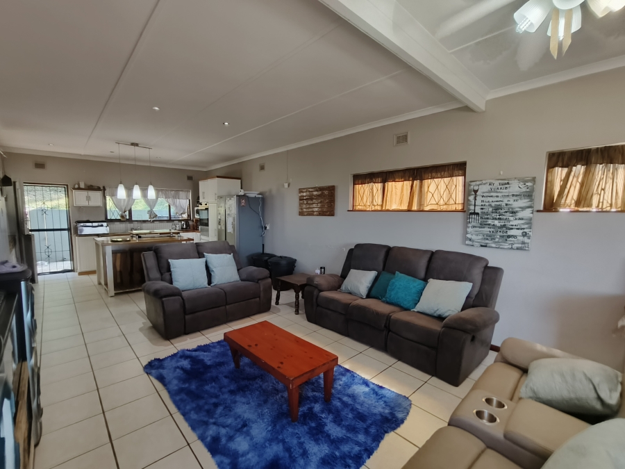 4 Bedroom Property for Sale in Beacon Rocks KwaZulu-Natal