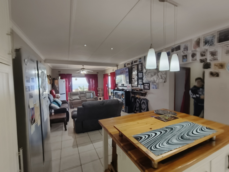 4 Bedroom Property for Sale in Beacon Rocks KwaZulu-Natal