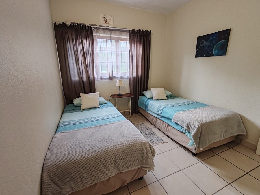 2 Bedroom Property for Sale in Rennies Beach KwaZulu-Natal