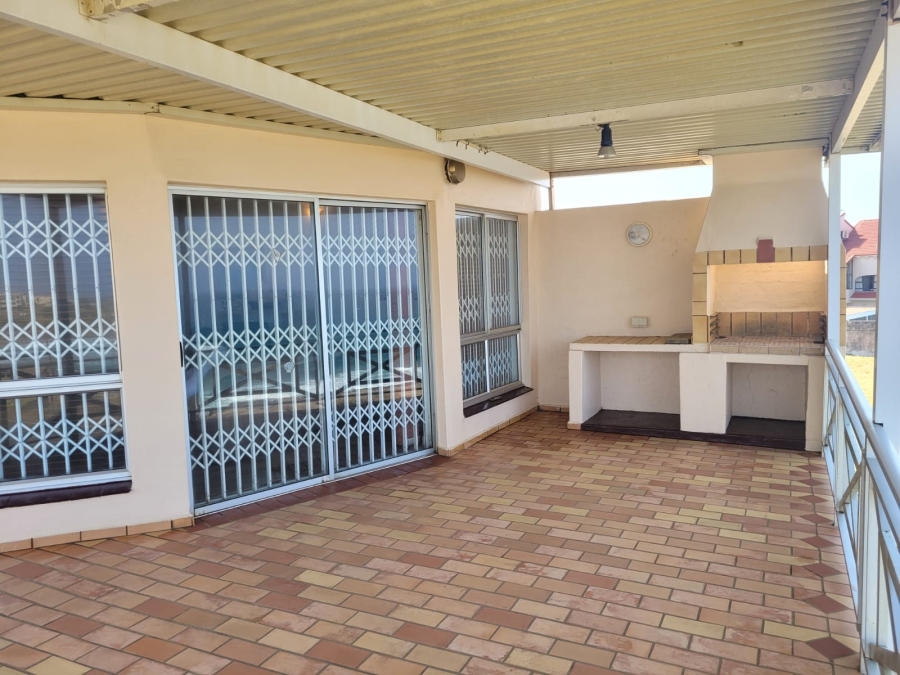 3 Bedroom Property for Sale in Uvongo Beach KwaZulu-Natal