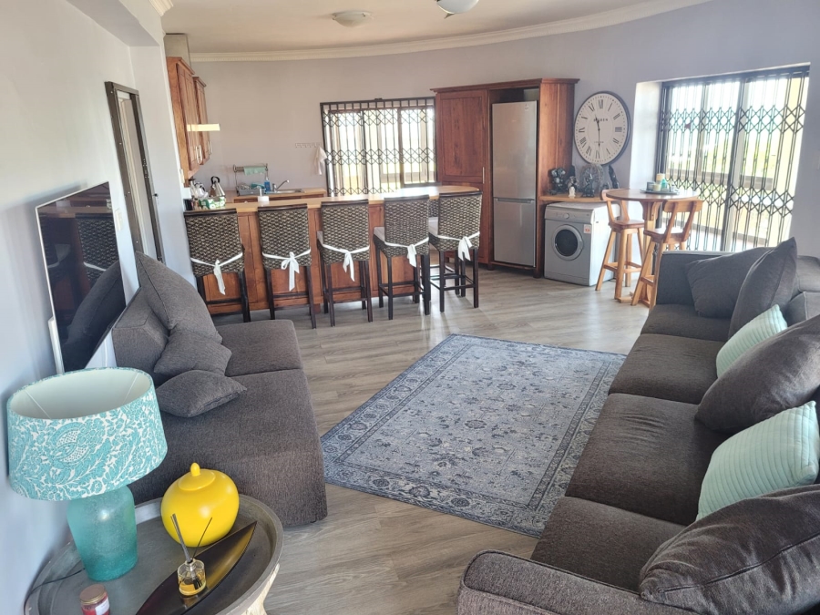 4 Bedroom Property for Sale in Uvongo Beach KwaZulu-Natal