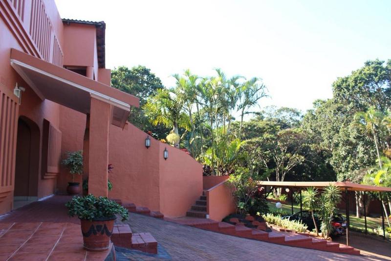 6 Bedroom Property for Sale in Trafalgar KwaZulu-Natal