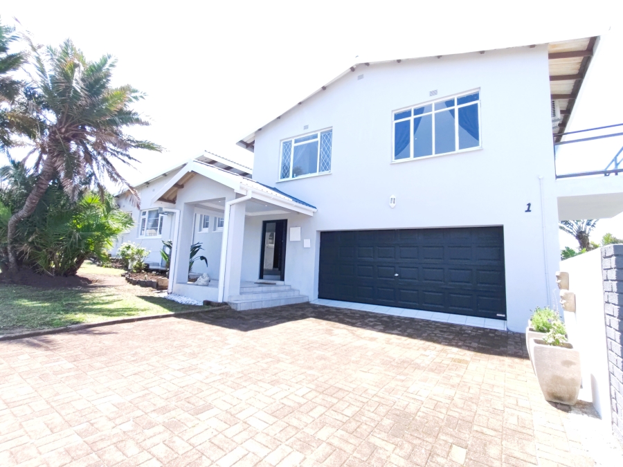 5 Bedroom Property for Sale in Uvongo KwaZulu-Natal