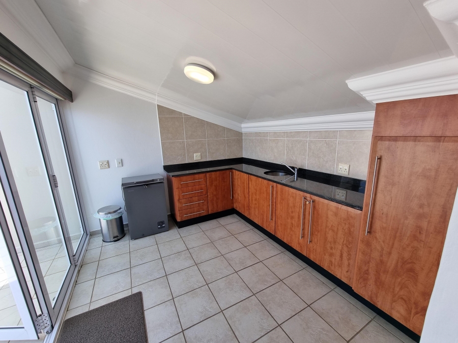 3 Bedroom Property for Sale in Uvongo Beach KwaZulu-Natal