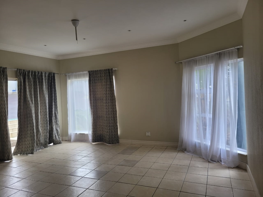 3 Bedroom Property for Sale in Shelly Beach KwaZulu-Natal