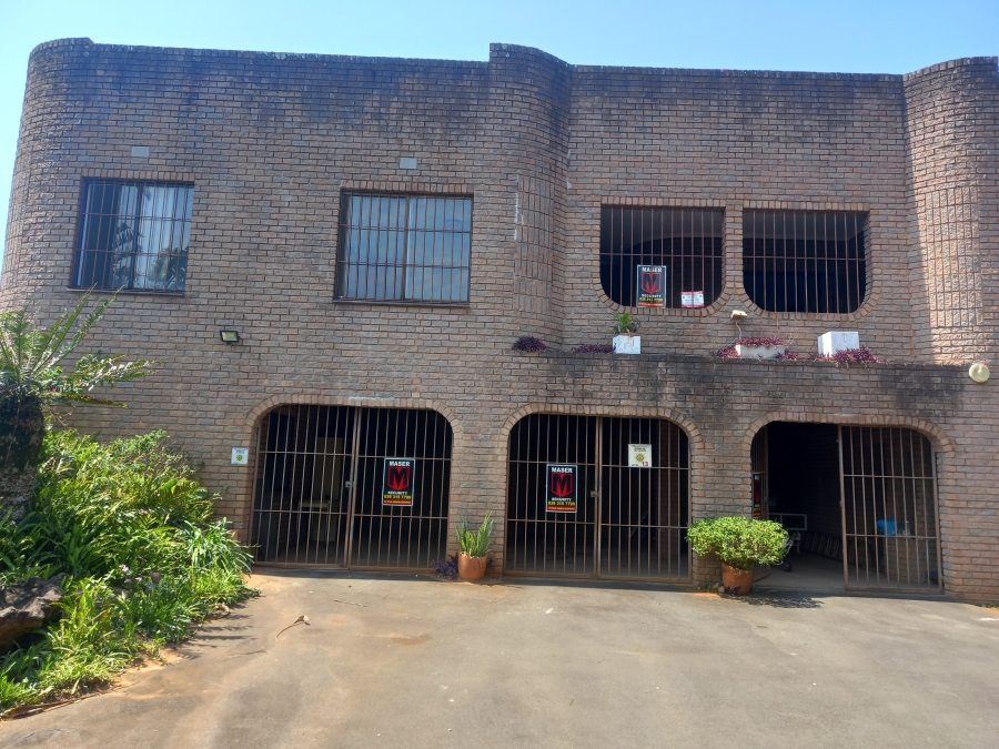 3 Bedroom Property for Sale in Uvongo KwaZulu-Natal