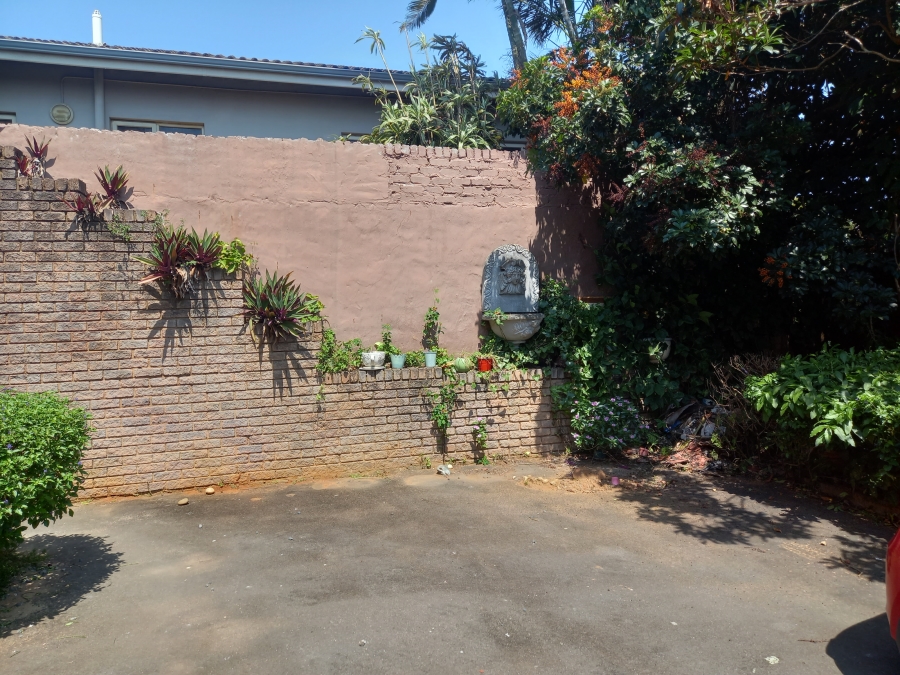 3 Bedroom Property for Sale in Uvongo KwaZulu-Natal