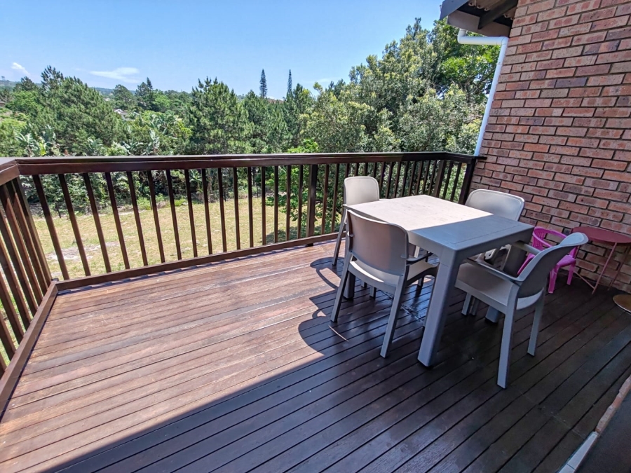 2 Bedroom Property for Sale in Manaba Beach KwaZulu-Natal