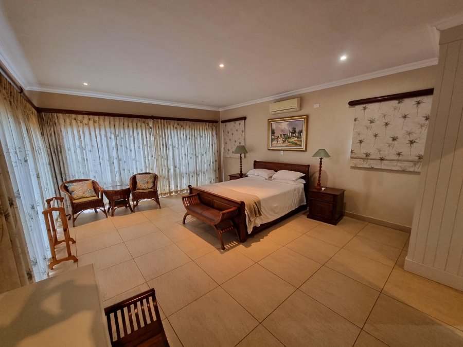 5 Bedroom Property for Sale in Leisure Bay KwaZulu-Natal