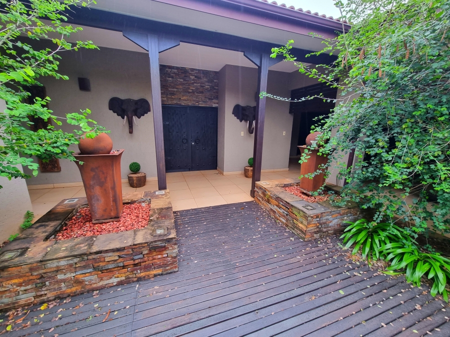 5 Bedroom Property for Sale in Leisure Bay KwaZulu-Natal