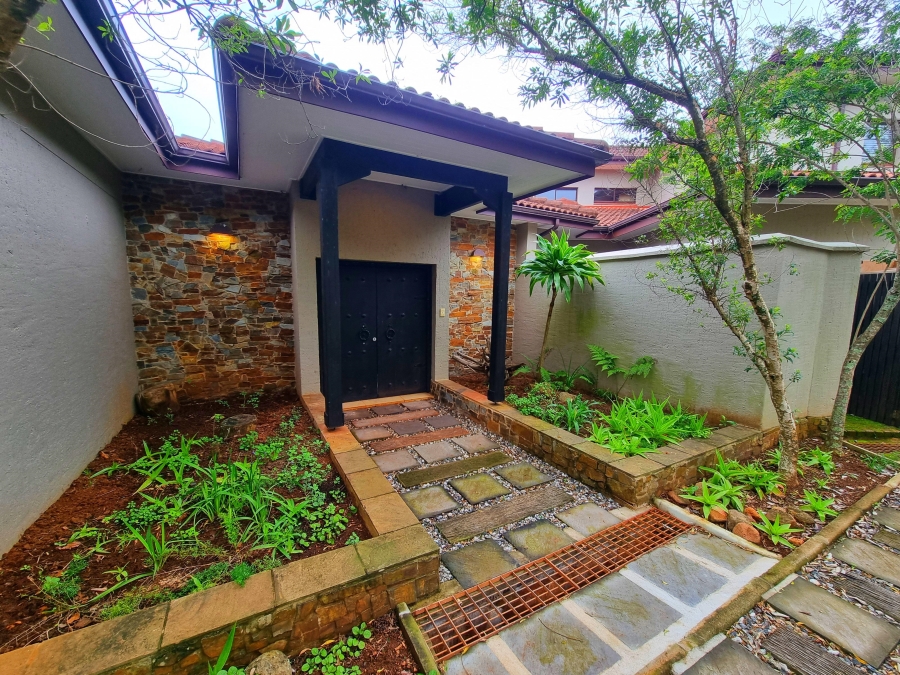 5 Bedroom Property for Sale in Leisure Bay KwaZulu-Natal