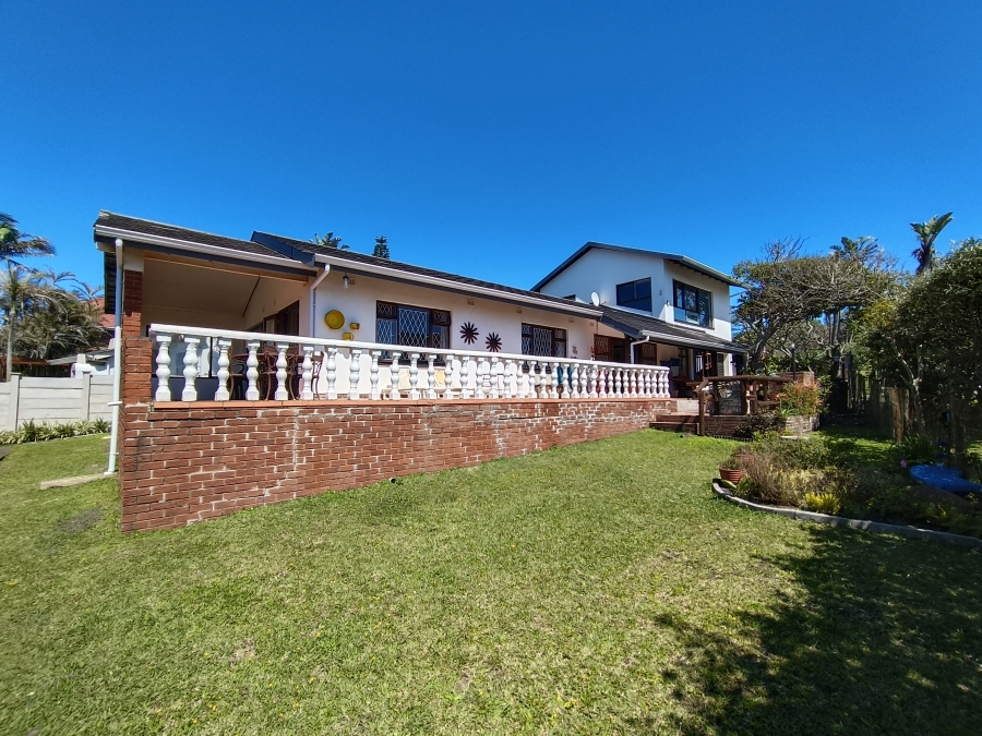 4 Bedroom Property for Sale in Uvongo Beach KwaZulu-Natal